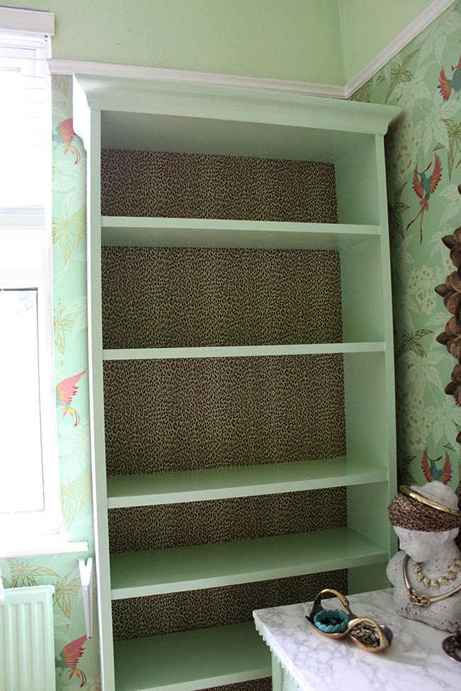 I've added a touch of glam to my Billy bookcase with this latest hack!