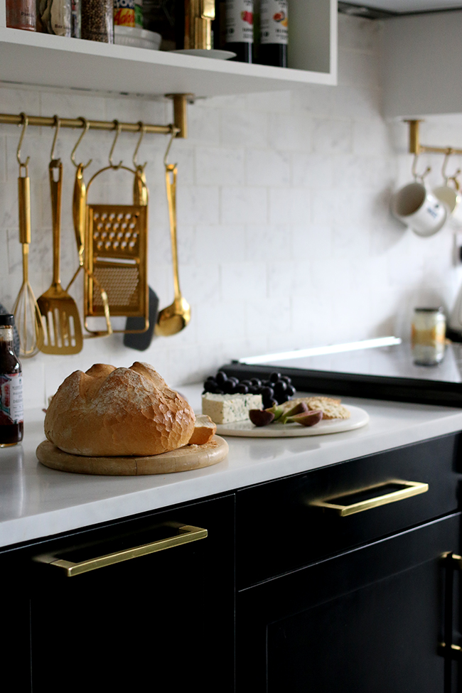 The REVEAL of our Black White and Gold Kitchen - Swoon Worthy