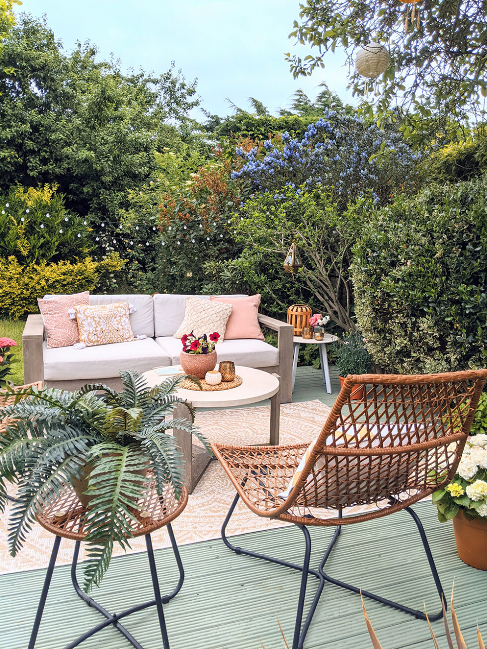 Summer Deck Refresh with Boho Accents - Swoon Worthy